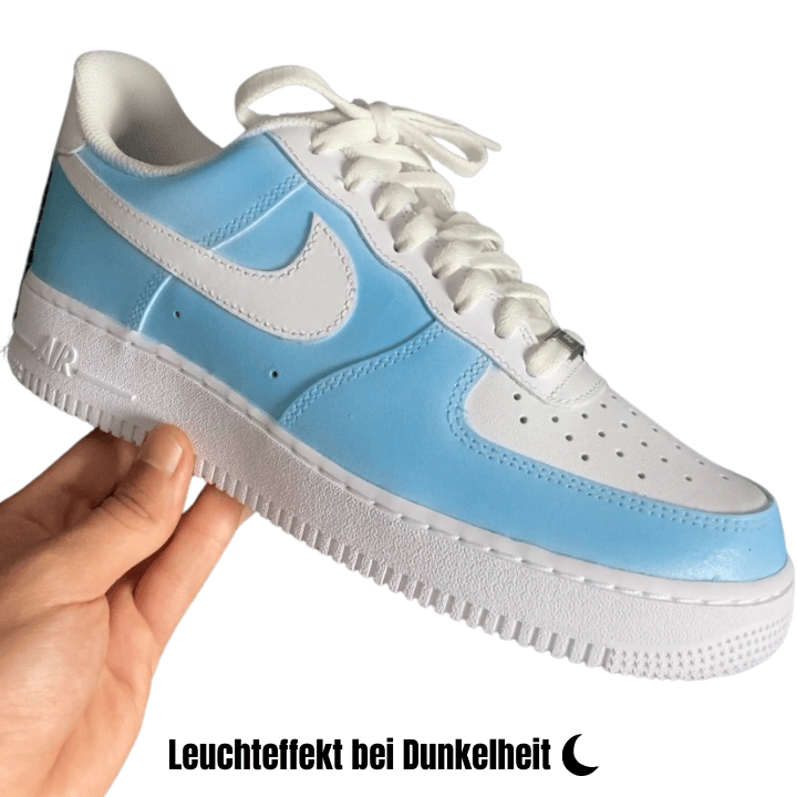 Custom AF1 'GLOW BLUE to GREEN'